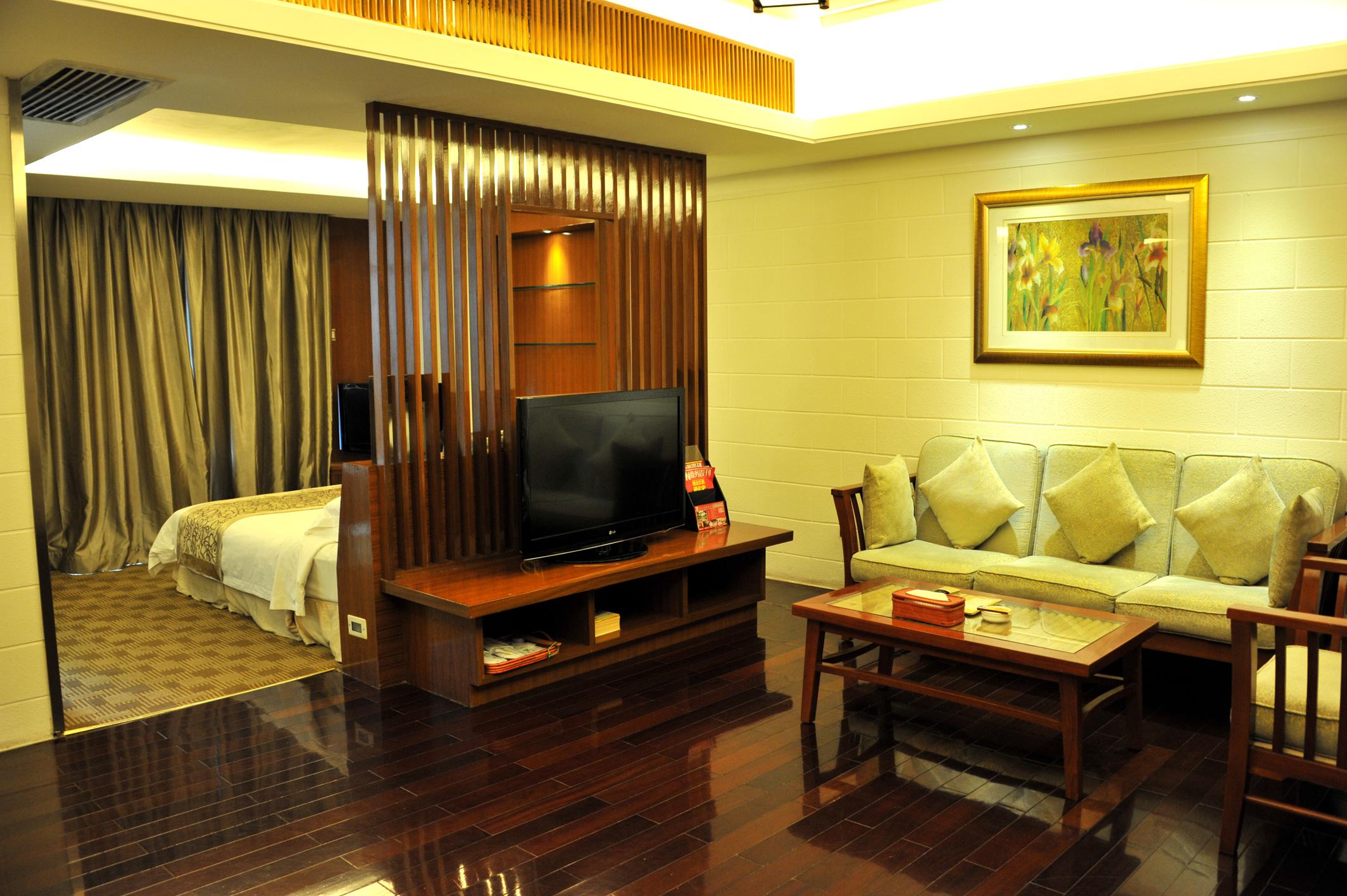 Yihe Hotel Гуанджоу Екстериор снимка