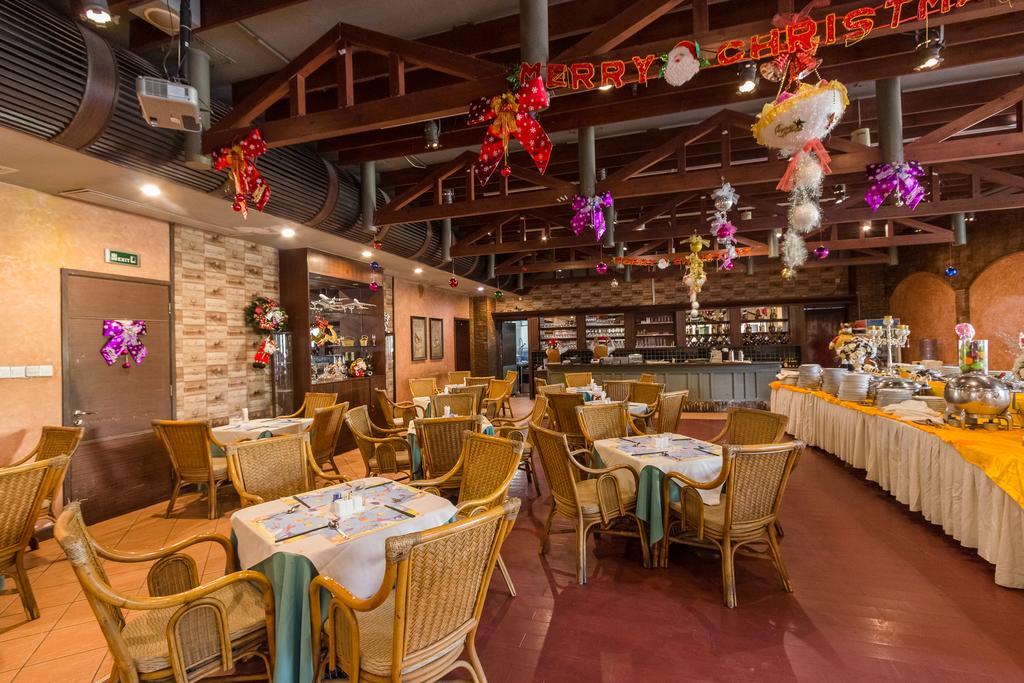 Yihe Hotel Гуанджоу Екстериор снимка