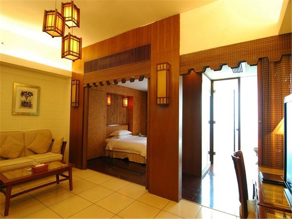Yihe Hotel Гуанджоу Екстериор снимка