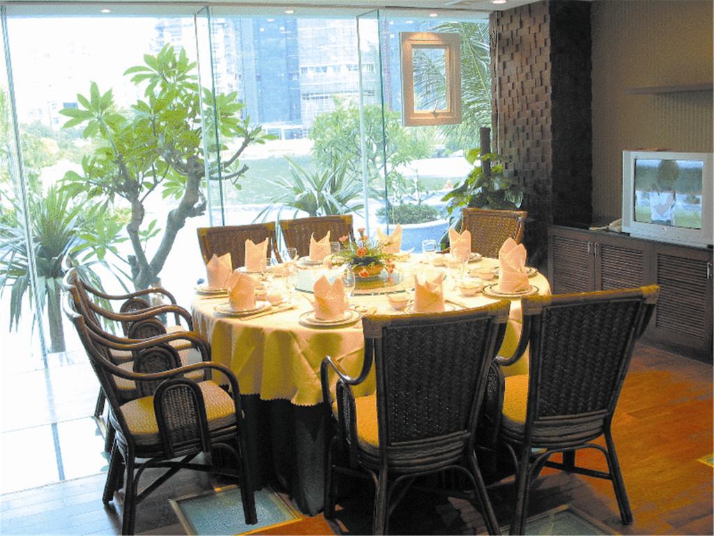 Yihe Hotel Гуанджоу Екстериор снимка