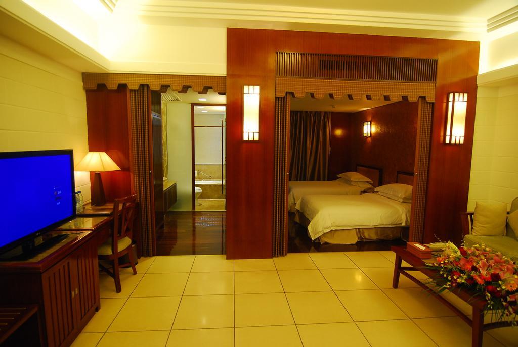 Yihe Hotel Гуанджоу Екстериор снимка